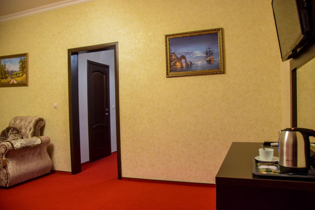 http://hotel-berkat.ru/wp-content/uploads/2016/03/DSC_0281-Copy-1024x683.jpg